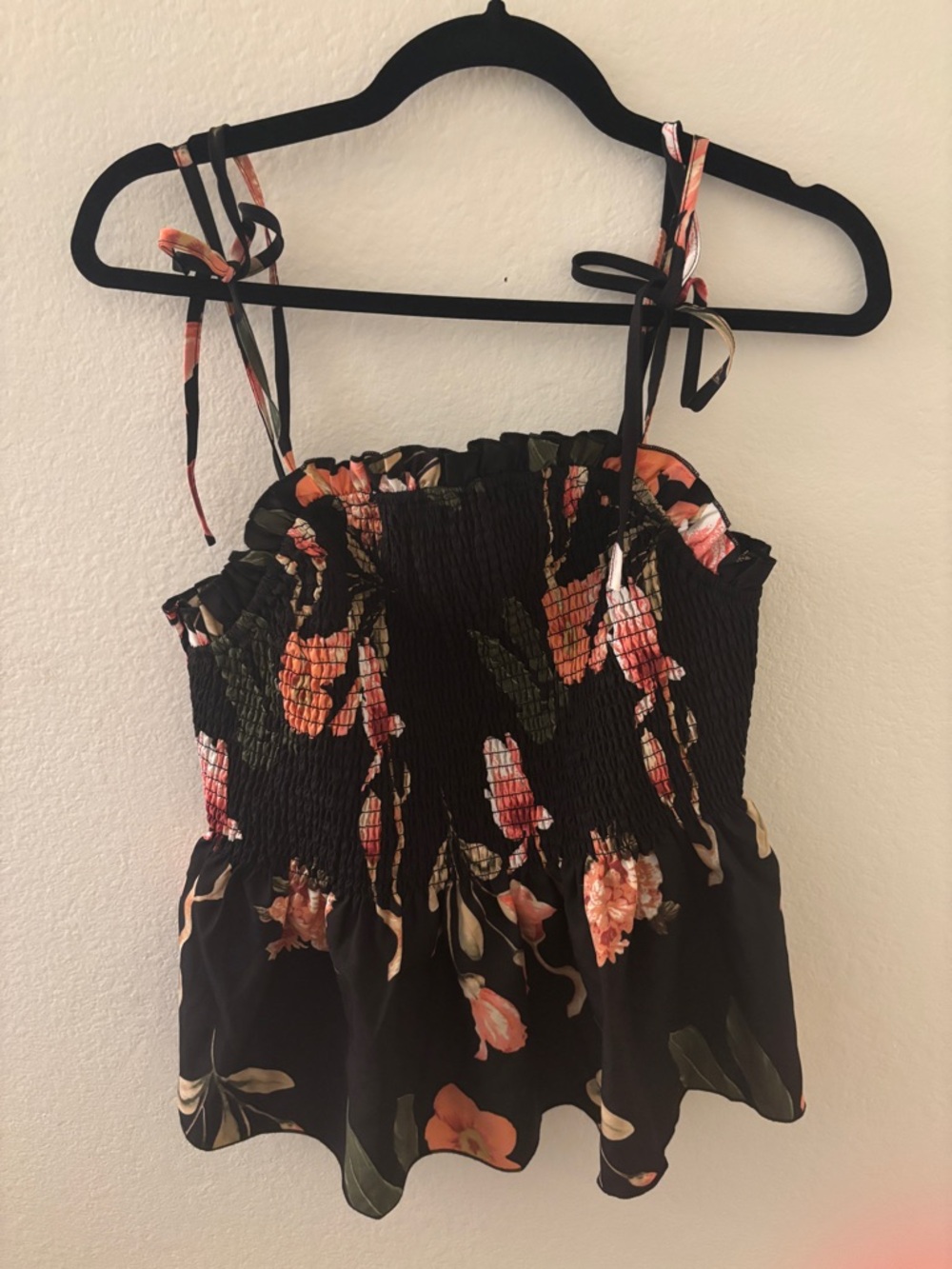 Smocked Floral Tie-Shoulder Camisole Top - Black/Peach